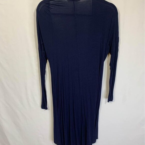 WOMAN’S long tunic crossover top. Navy blue. Size M. Longer in back. - Picture 6 of 9